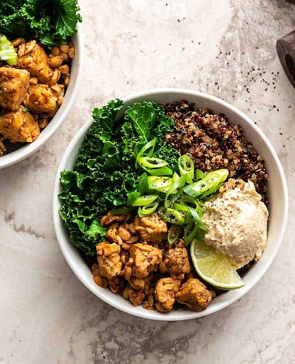 Chipotle Tempeh Kale Bowl