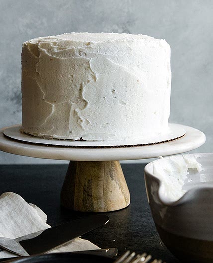 Easy Vanilla Buttercream Frosting