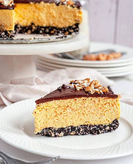 No-Bake Nanaimo Bar Cheesecake (Vegan & Gluten-Free)