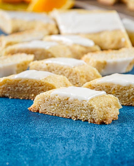 Apelsinsnittar (Swedish Orange Almond Slices)