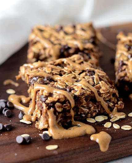 Chewy & Soft Peanut Butter Banana Oatmeal Bars