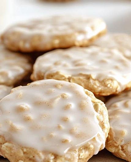 No-Bake Cinnamon Roll Cookies