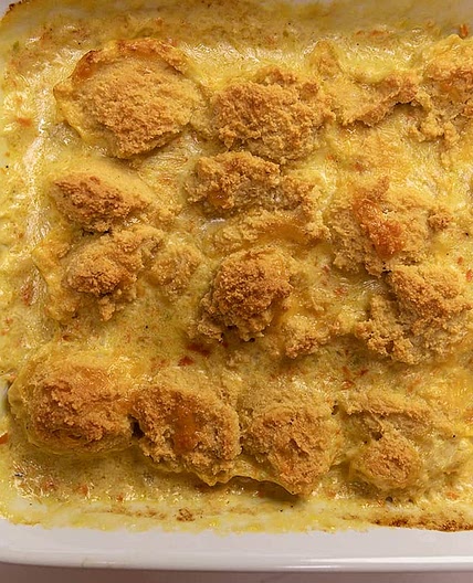 Keto Chicken Pot Pie with Cheddar Biscuit Topping