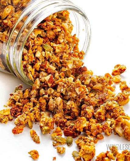 Keto Granola Cereal (Low Carb & Easy)