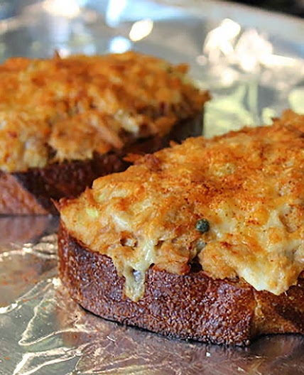 How to Make a Tuna Melt