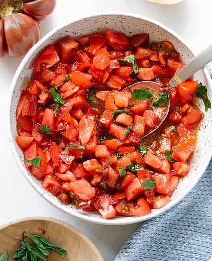 Fresh Raw Tomato Sauce