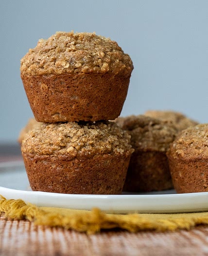 Applesauce Oatmeal Muffins (Gluten-Free Option)
