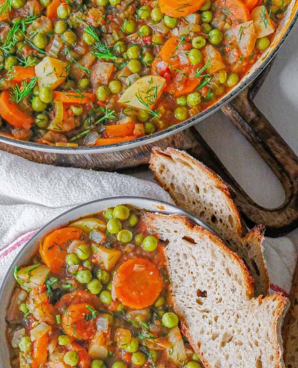 Romanian Green Pea Soup (Mancare de Mazare)