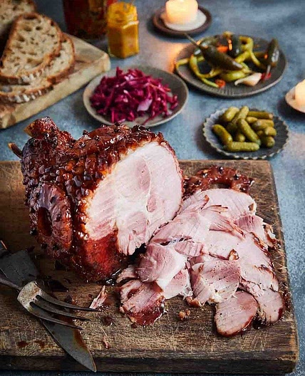 Mulled wine glazed ham