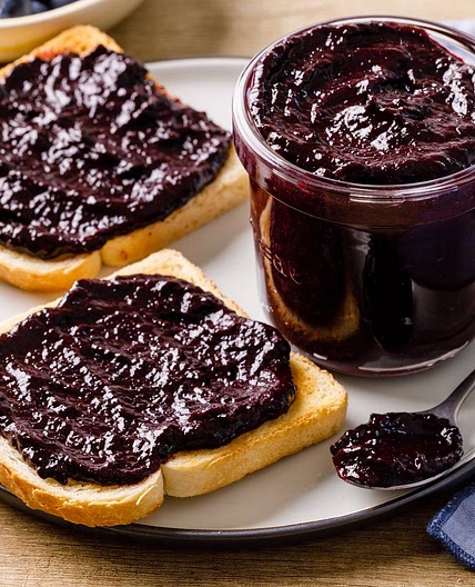 Slow Cooker Blueberry Butter