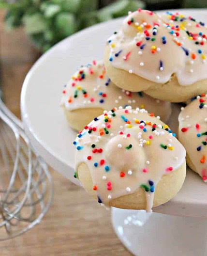 Italian Knot Cookies