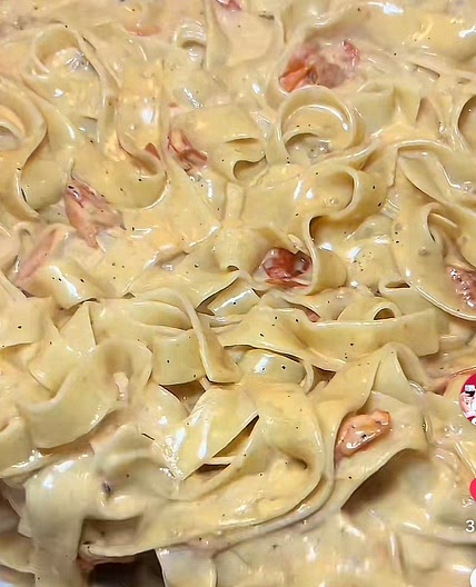 Cherry tomato Alfredo sauce 