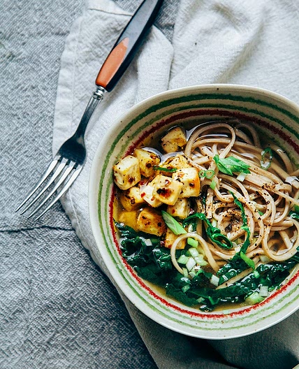 Garlic Pepper Soba with Chili Roasted Tofu