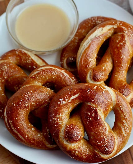 Sourdough Soft Pretzels