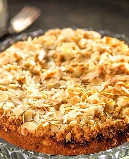 Apple Crumble Cake