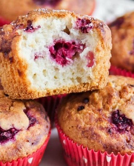 One bowl banana and raspberry muffins recipe