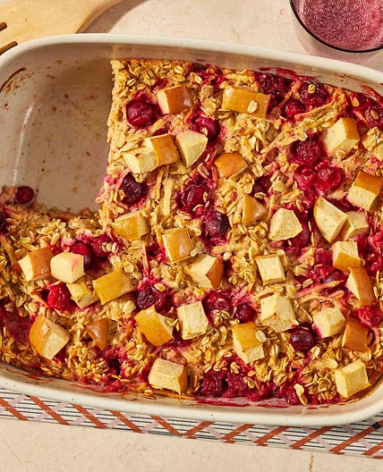 High-Fiber Apple-Cranberry Baked Oats