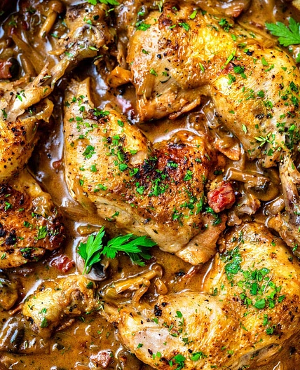 Coq au Vin Blanc (Chicken in White Wine Sauce)