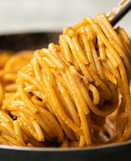 Creamy Tomato Pasta (2 ingredients!)