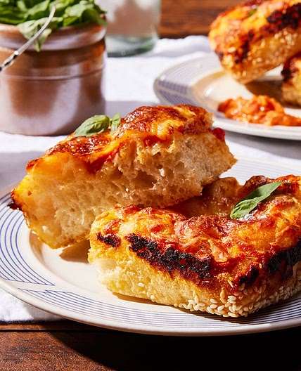 Sesame-Crusted Spicy Pizza