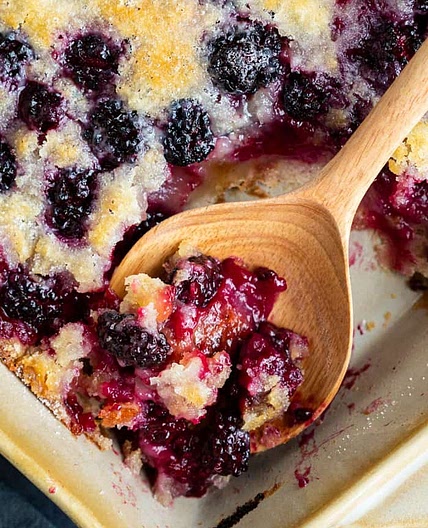 The Pioneer Women's Blackberry Cobbler