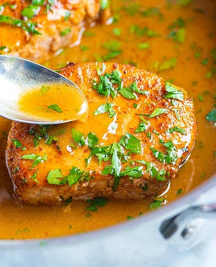 The Best Juicy Skillet Pork Chops