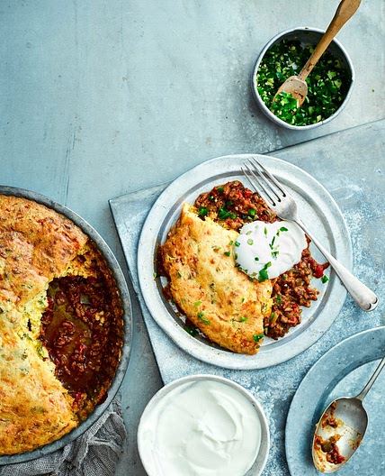 Chilli cornbread pie