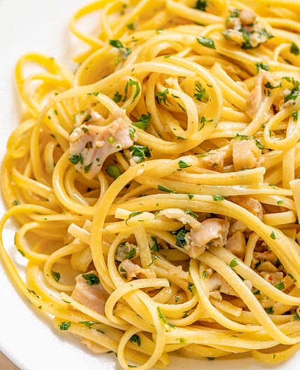 White Clam Sauce with Linguine