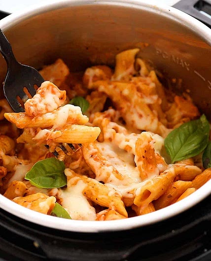 Instant Pot Chicken Pasta