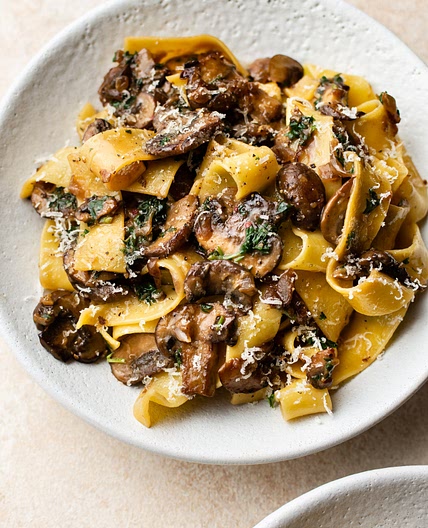 Garlic Mushroom Pasta