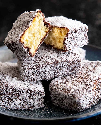 Easy Lamington Recipe with Chocolate Sauce
