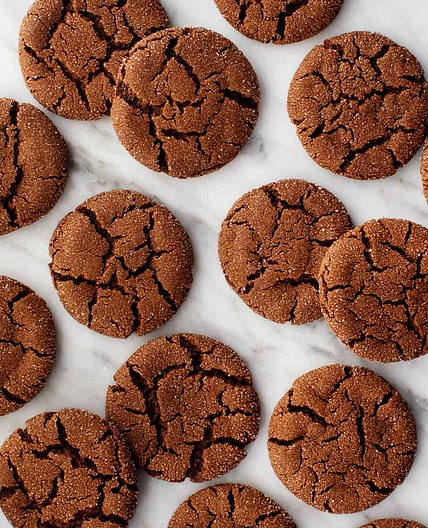 Chewy Molasses Cookies