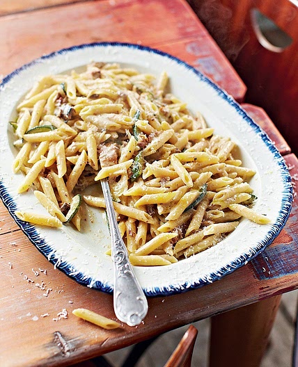 Carbonara of smoked mackerel