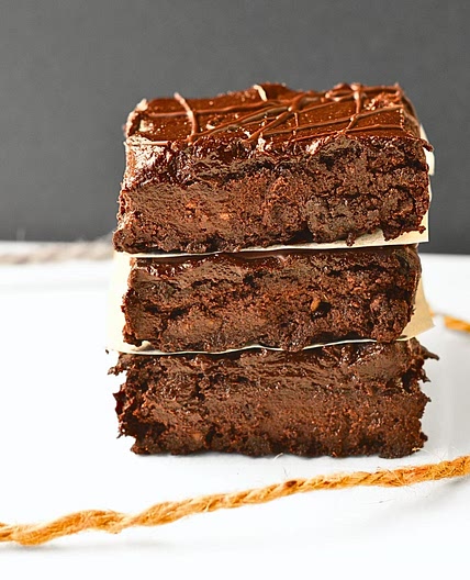 Fudgy Date Brownies