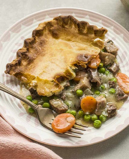 Leftover Steak Pot Pie With Vegetables