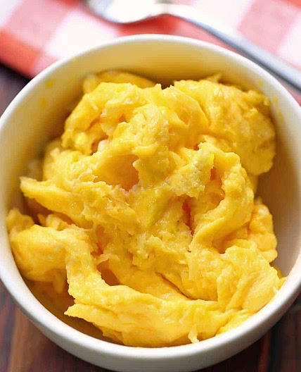 Easy Microwave Scrambled Eggs