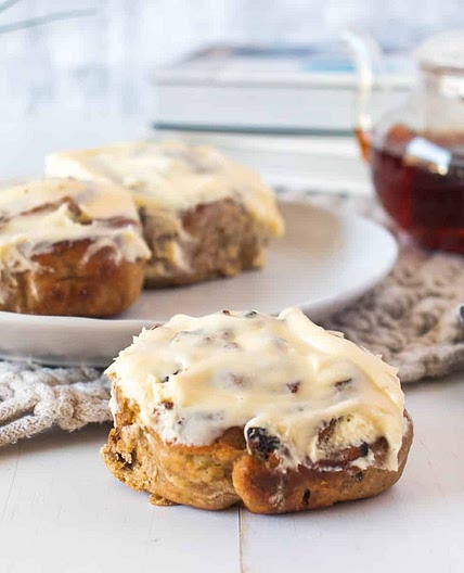 Cinnamon brioche rolls