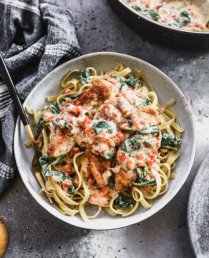 Tuscan Chicken Pasta