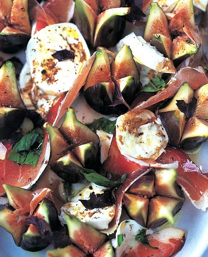 The easiest sexiest salad in the world