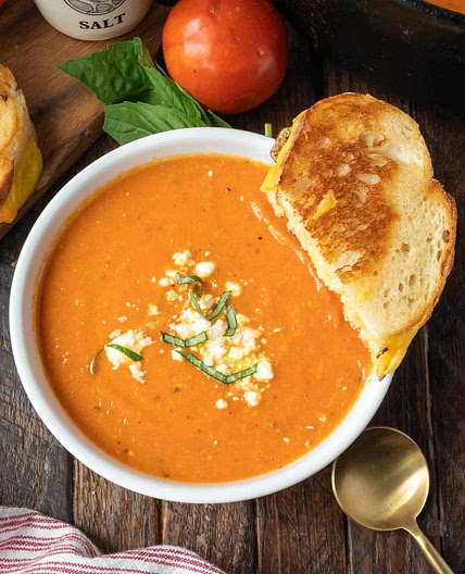 Roasted Garlic Tomato Soup