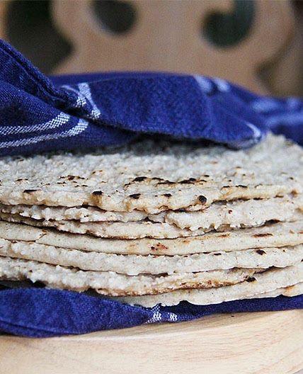 Simple Oatcake Wraps Using A Cast Iron Skillet - 2 ingredients (GF vegan)