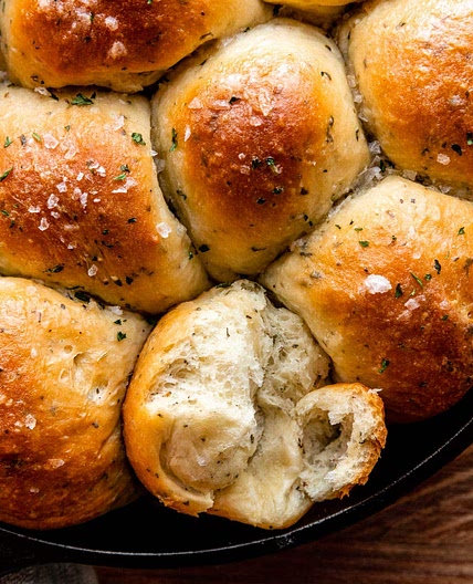 Sea Salt & Herb Skillet Rolls