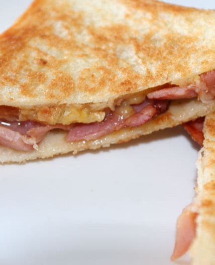 Elvis' Fried Peanut Butter and Banana Sandwich with Bacon