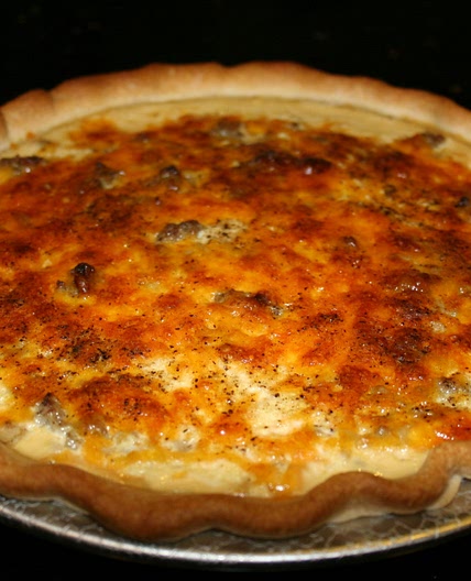 Cheddar Cheesy Meat Pie