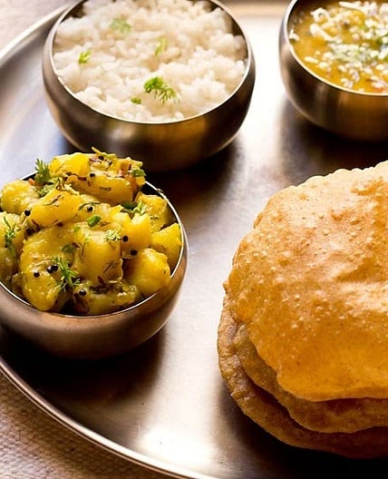 Puri Bhaji | Batata Bhaji