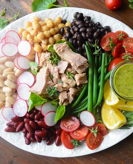 Mediterranean Tuna Salad with Tarragon Vinaigrette