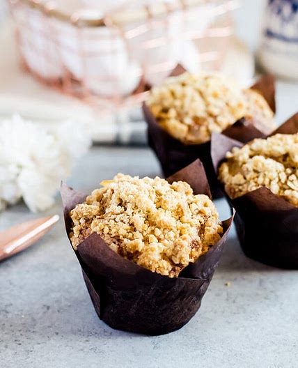Carrot Cake Muffins with Crumb Topping