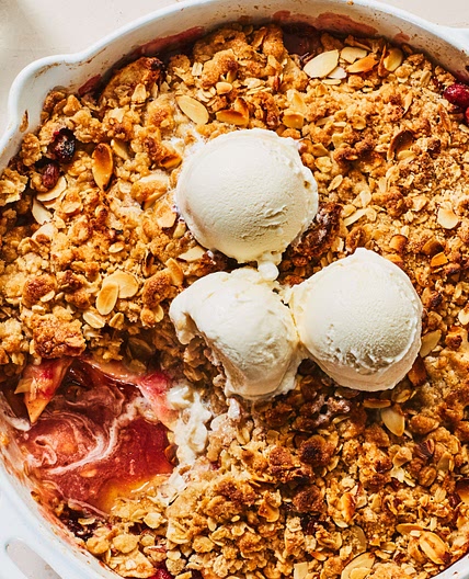 Apple-Cranberry Crisp with Oatmeal-Cookie Crumble