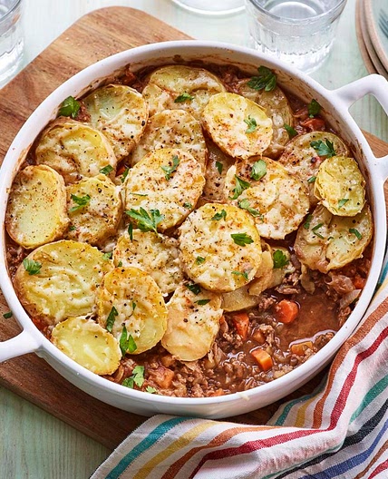 Microwave beef mince and lentil hotpot