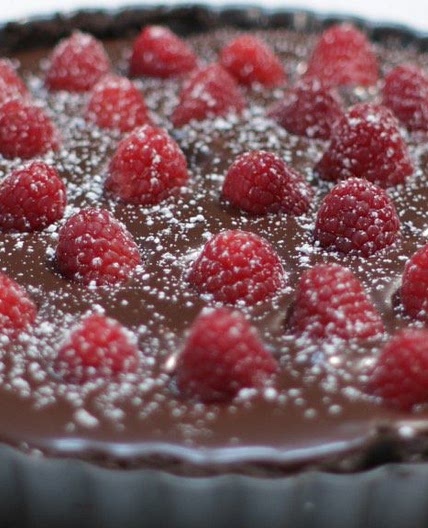 No Bake Chocolate Raspberry Tart